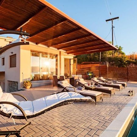 Seaside Summer Bliss - Aurora Luxury Pool Paradise Petalídhion Екстериор снимка